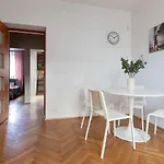 Appartamento Saska Kepa Modern By Bookinghost *