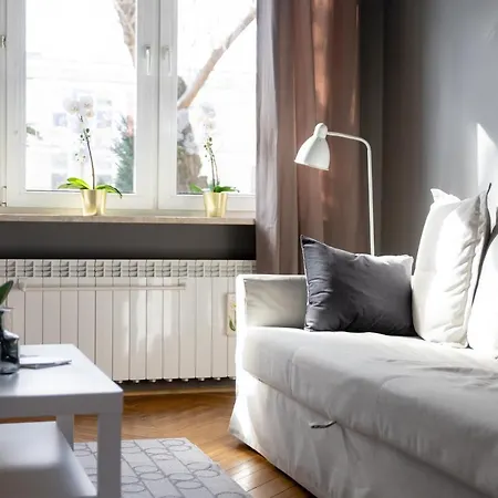 Apartment Saska Kepa Modern