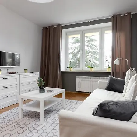 Saska Kepa Modern *