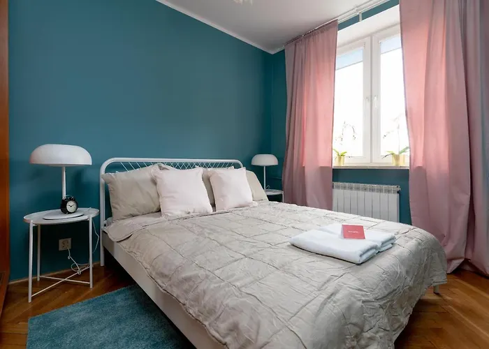 Apartment Saska Kepa Modern By Bookinghost *