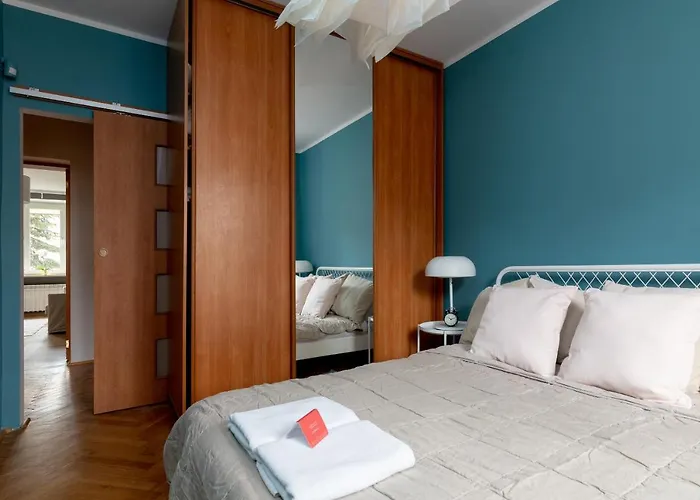 Saska Kepa Modern By Bookinghost Apartment