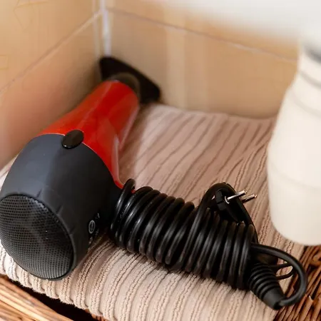 Saska Kepa Modern By Bookinghost *